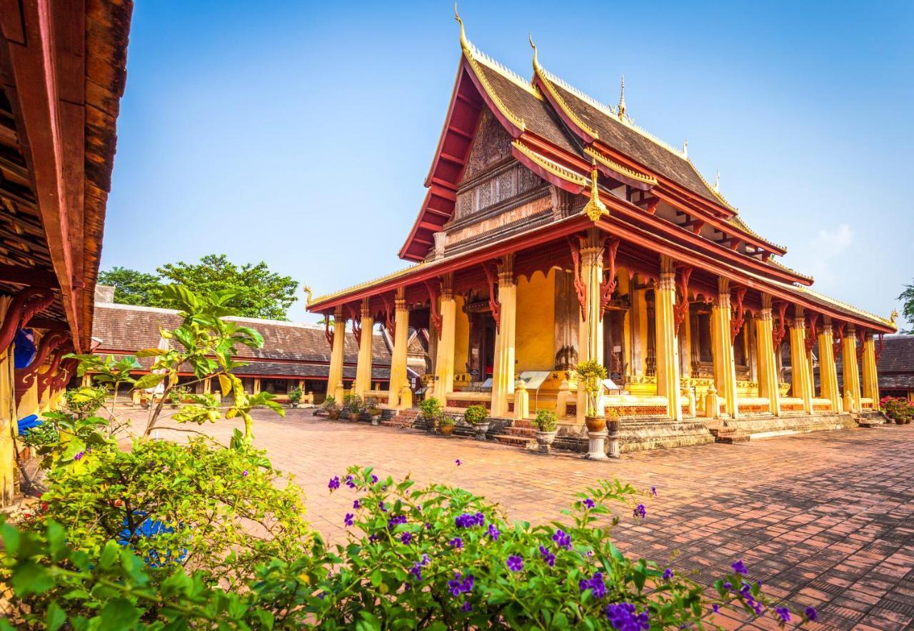 Crowne Plaza Vientiane, An Ihg Hotel Exterior photo